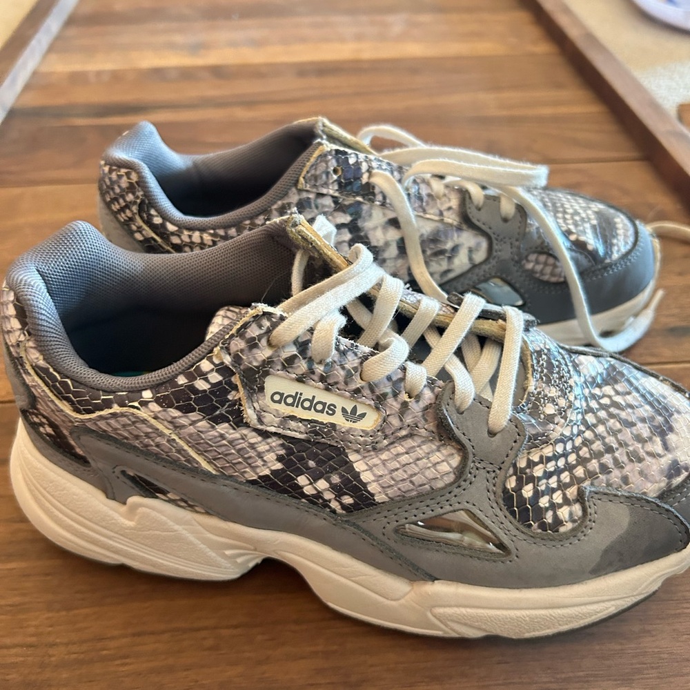 Adidas falcons